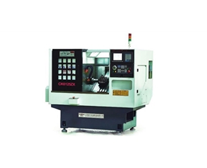 CK6125ZX數(shù)控車床(25排刀機）新代系統(tǒng) （X軸最大行程 620mm Z軸最大行程 240mm）