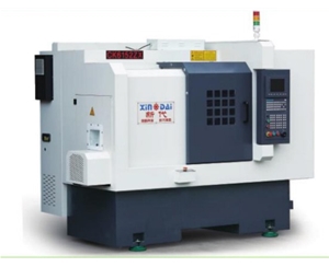 CK6152ZX數(shù)控車床（刀塔機）（X軸最大行程 900mm Z軸最大行程370mm）
